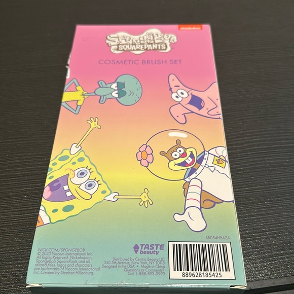SpongeBob SquarePants cosmetic brush set - Picture 3 of 3